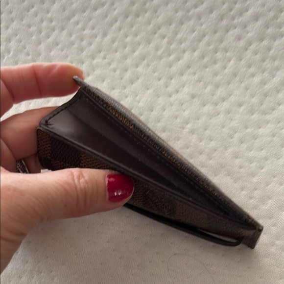 Louis Vuitton Brown Key Holder - Picture 10 of 15